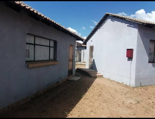 2 BEDROOM HOUSE FOR SALE IN SOSHANGUVE GG